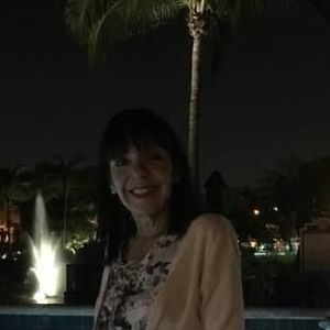 Meet your Posher, Beatriz